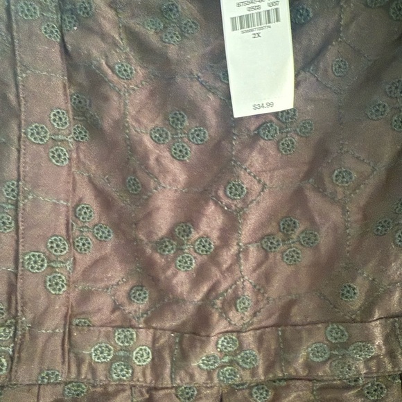 Old Navy Bubble hem eyelet shoulder tie Black Sleeveless Top plus size 2X NWT - Picture 3 of 6